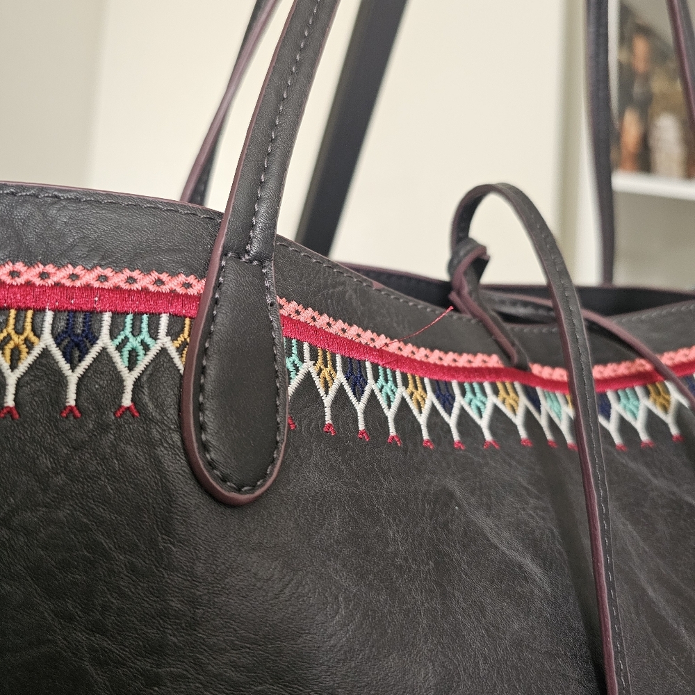 Desigual Siara Black Embroidered Bohemian Hippie Large Tote Shoulder Bag Perfect - Picture 7 of 9